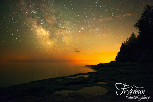 Milky Way over Cave Point Pools